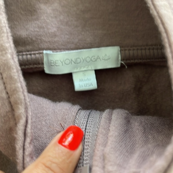 Beyond Yoga Ski Weekend Jumpsuit Mauve Cozy Fleece Size Small - Picture 5 of 7